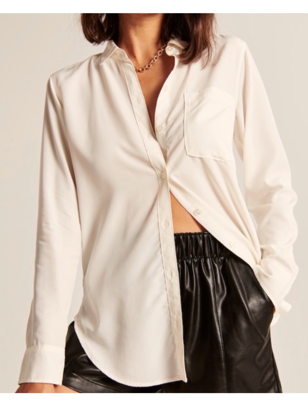 NWOT Abercrombie & Fitch Long Sleeve Drapey White Button Up Shirt - Small